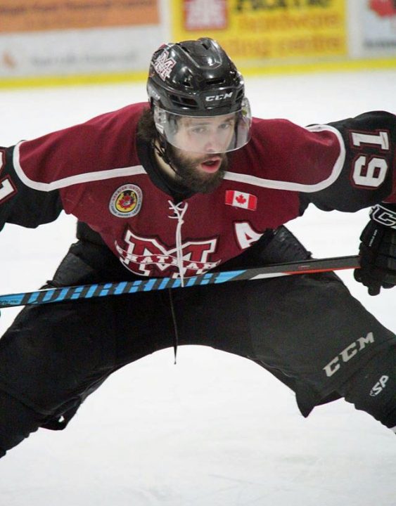 Thompson, Mackenzie Make Commitment